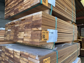 Ca. 84x Guyana Teak vlonderplanken , 28x145mm, lengte 215cm